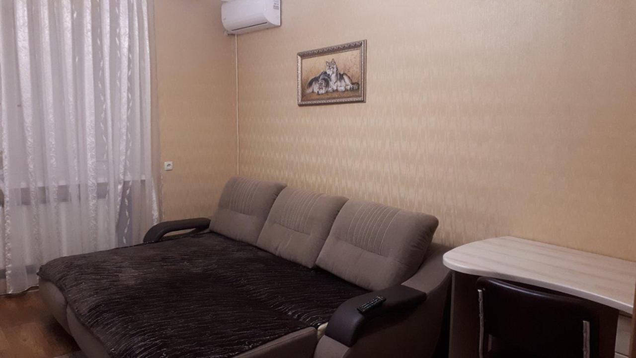 Апартаменты, 2 Комн. 6 Мест Kropyvnyc'kyj Esterno foto